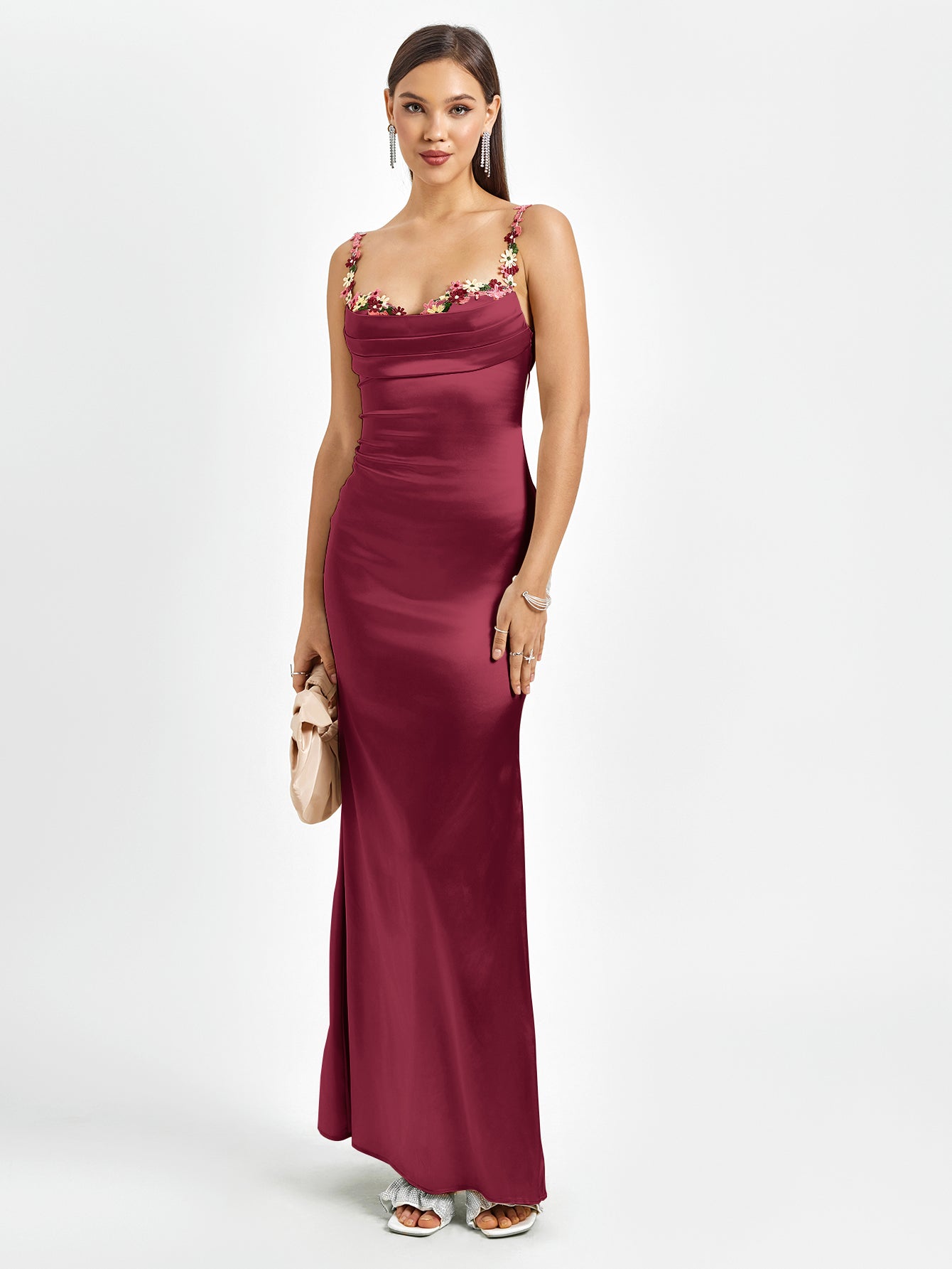 Ariana | Vestido Ajustado de Satén