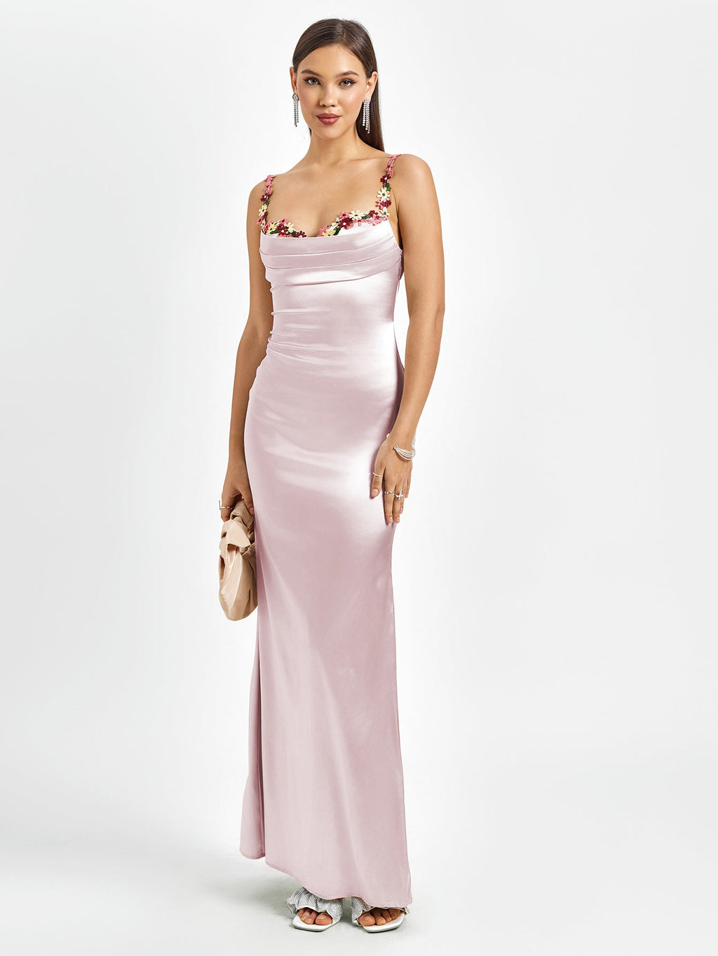 Ariana | Vestido Ajustado de Satén