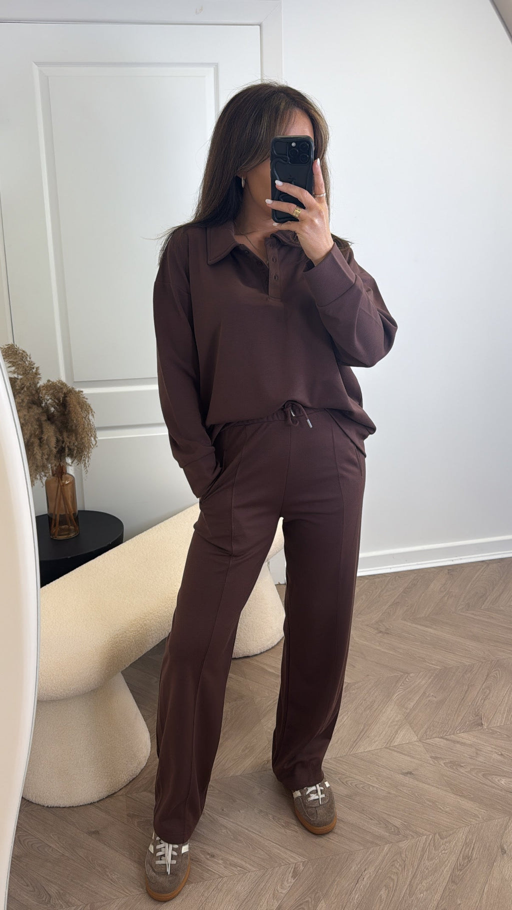 Salema | Conjunto de Polo y Pantalones de Color Marrón